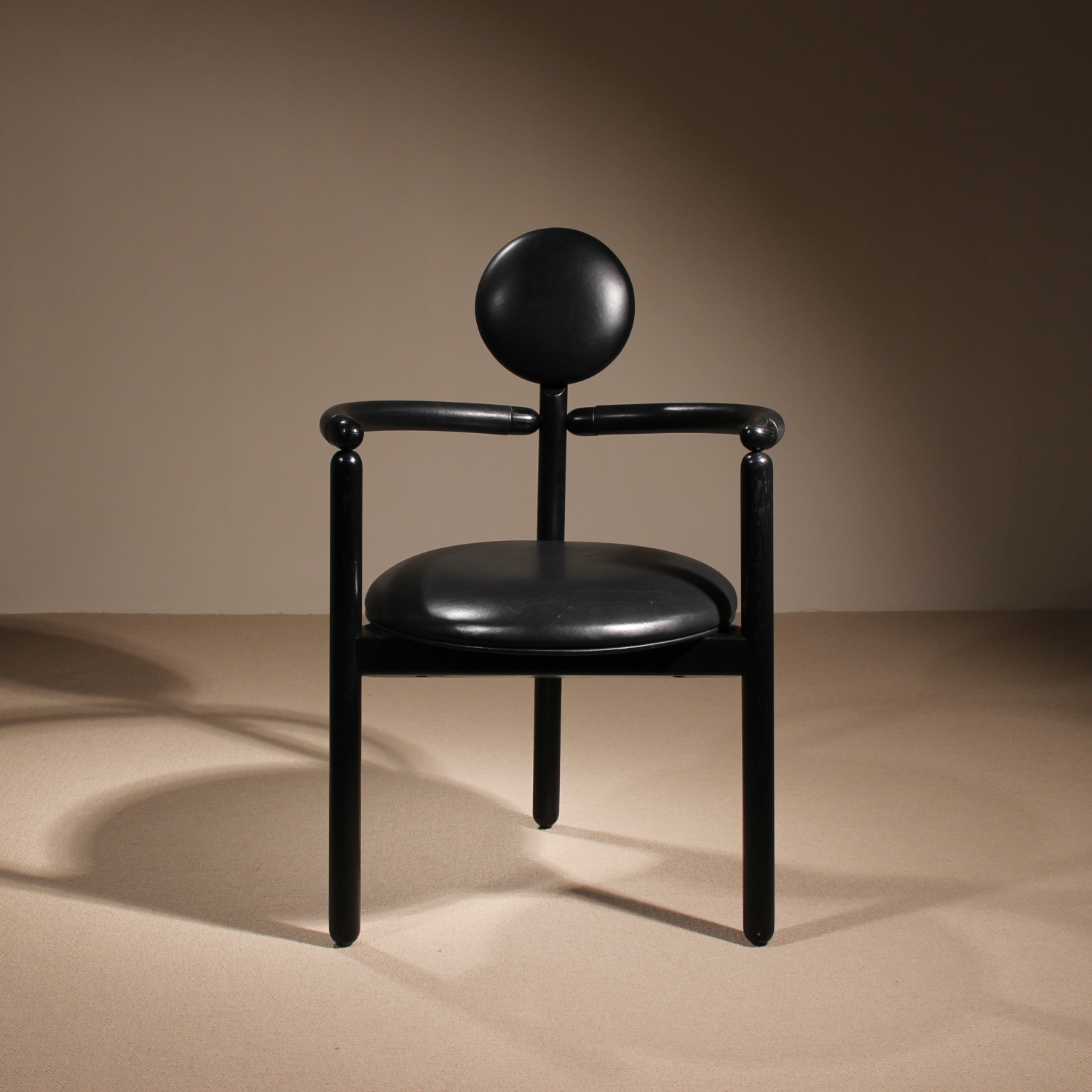 01-vico-magistretti-pan-chair-1980-rosenthal-studiolorono-lorono