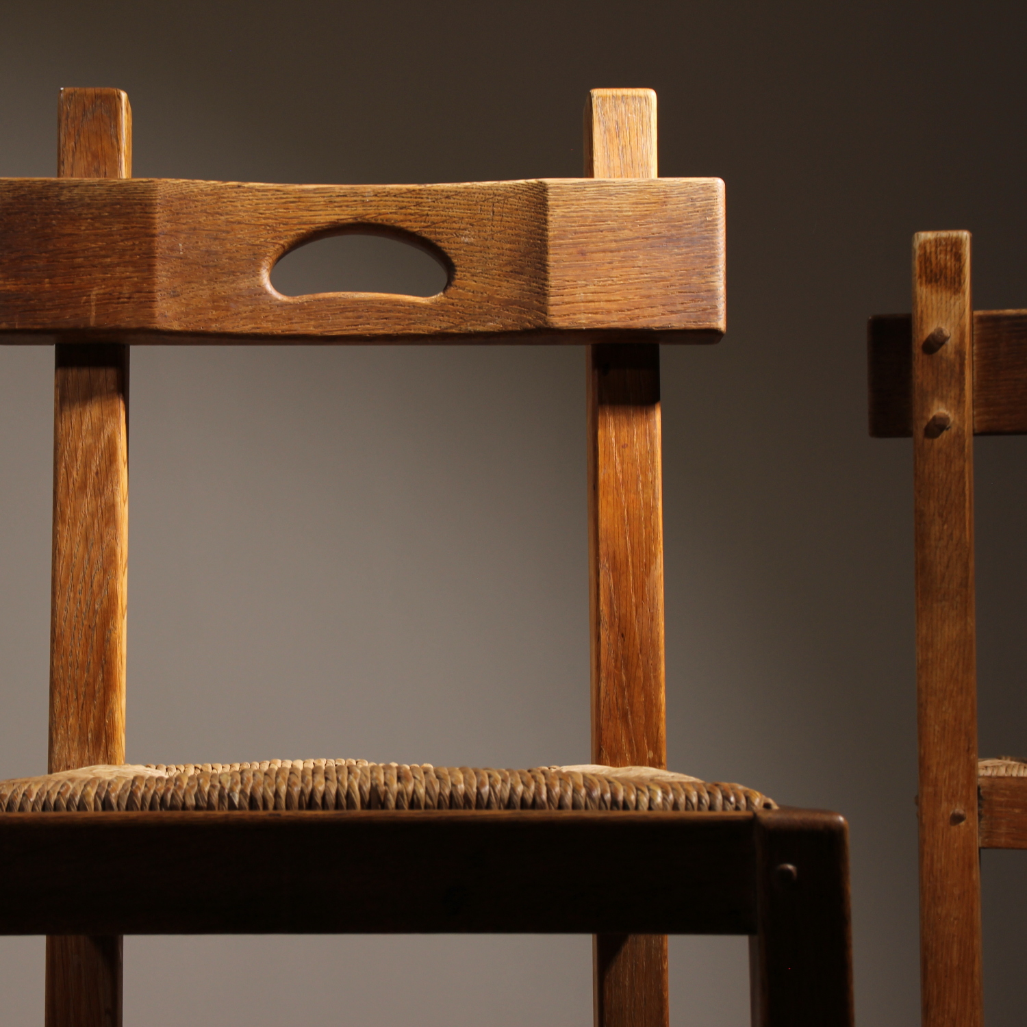 02-rustic-brutalist-dining-rush-chair-1960s-studiolorono-lorono