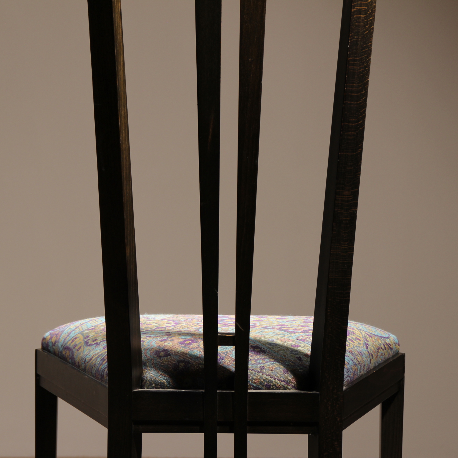 04-giorgetti-umberto-asnago-galery-chair-1970s-studiolorono-lorono