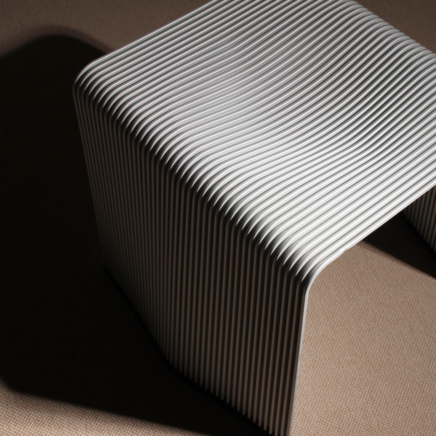 05-soester-hocker-stool-christoph-böninger-auerberg-studiolorono-lorono