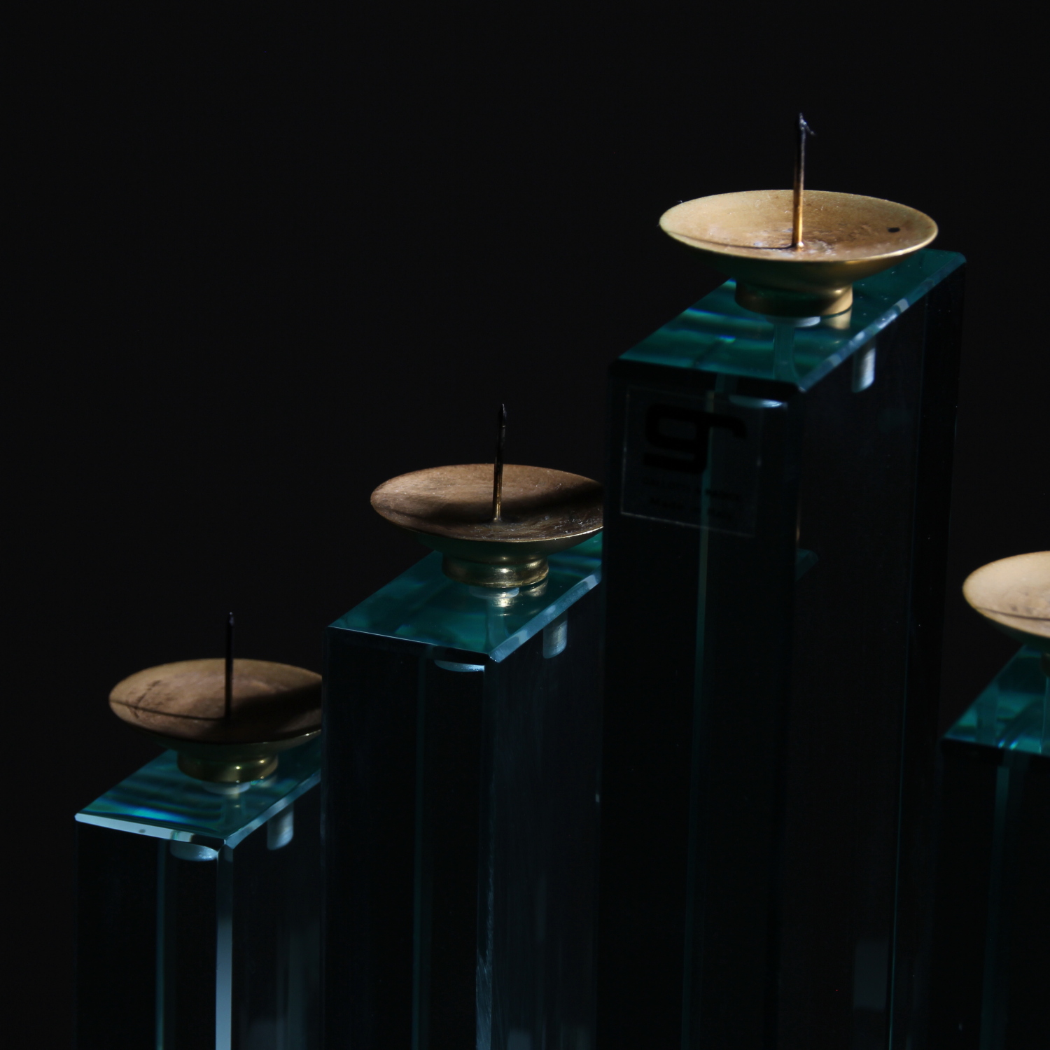 06-gallotti-radice-luigi-massoni-candle-holder-studiolorono-lorono