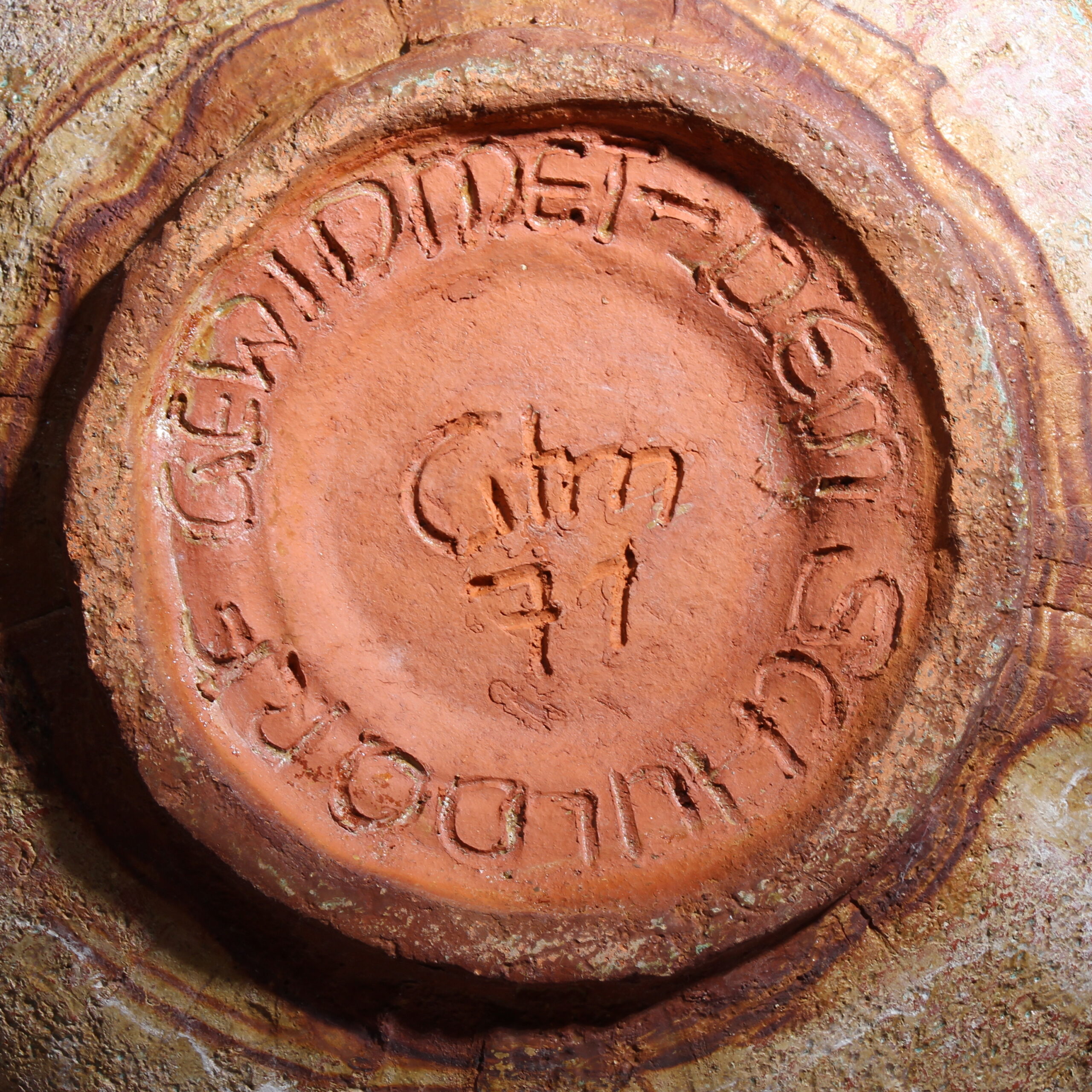 07-unique-ceramic-sculpture-vase-1971-studiolorono-lorono