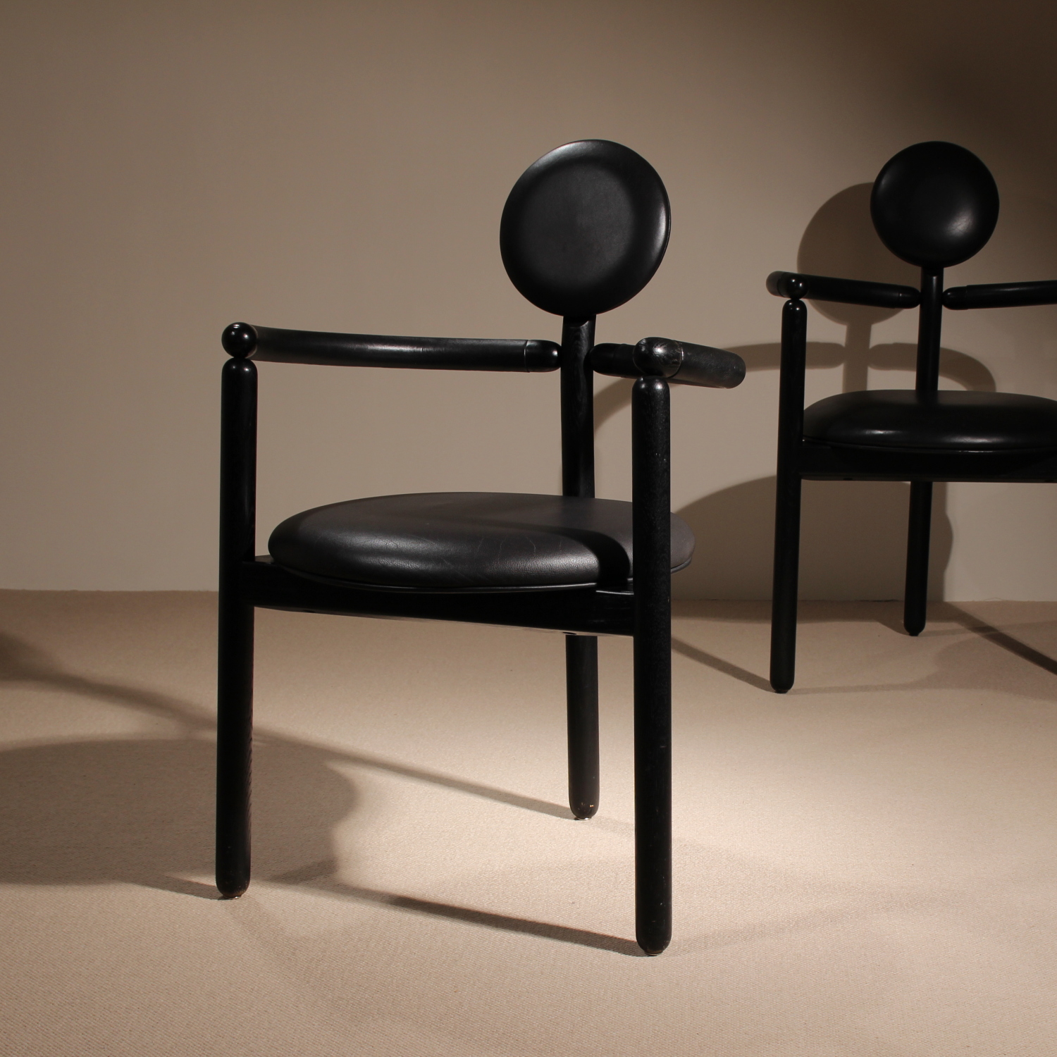 11-vico-magistretti-pan-chair-1980-rosenthal-studiolorono-lorono