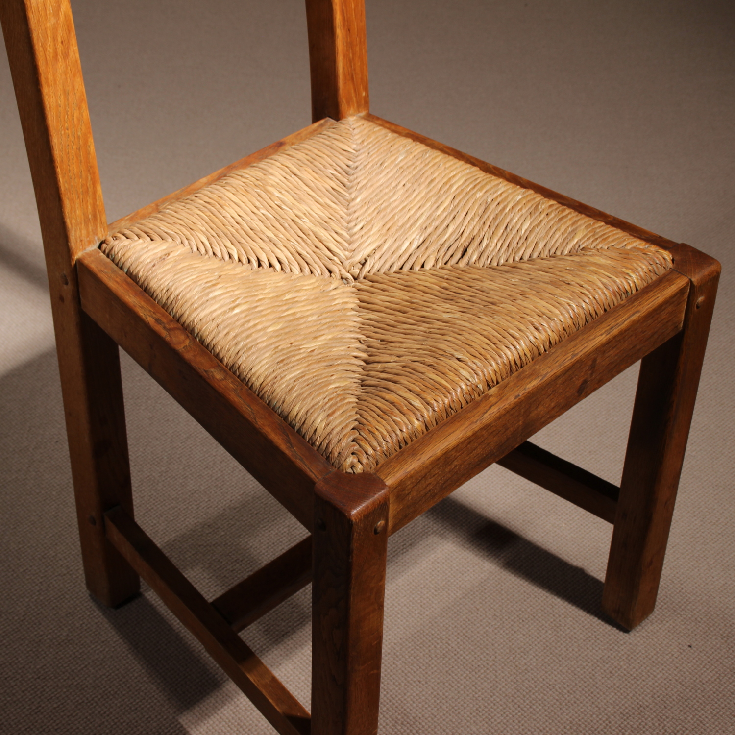 15-rustic-brutalist-dining-rush-chair-1960s-studiolorono-lorono