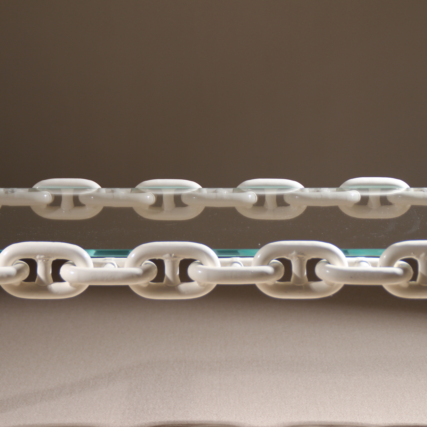 03-chain-link-coffee-table-1970s-studiolorono-lorono