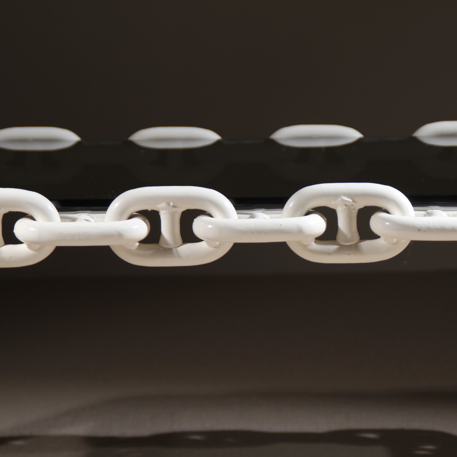 05-chain-link-coffee-table-smoked-1970s-studiolorono-lorono