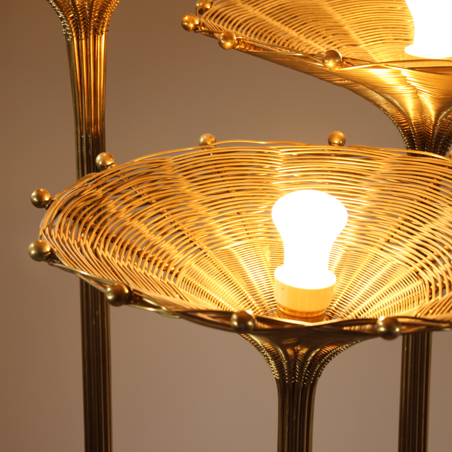 06-nucci-valsecchi-papyrus-lamp-1970s-studiolorono-lorono
