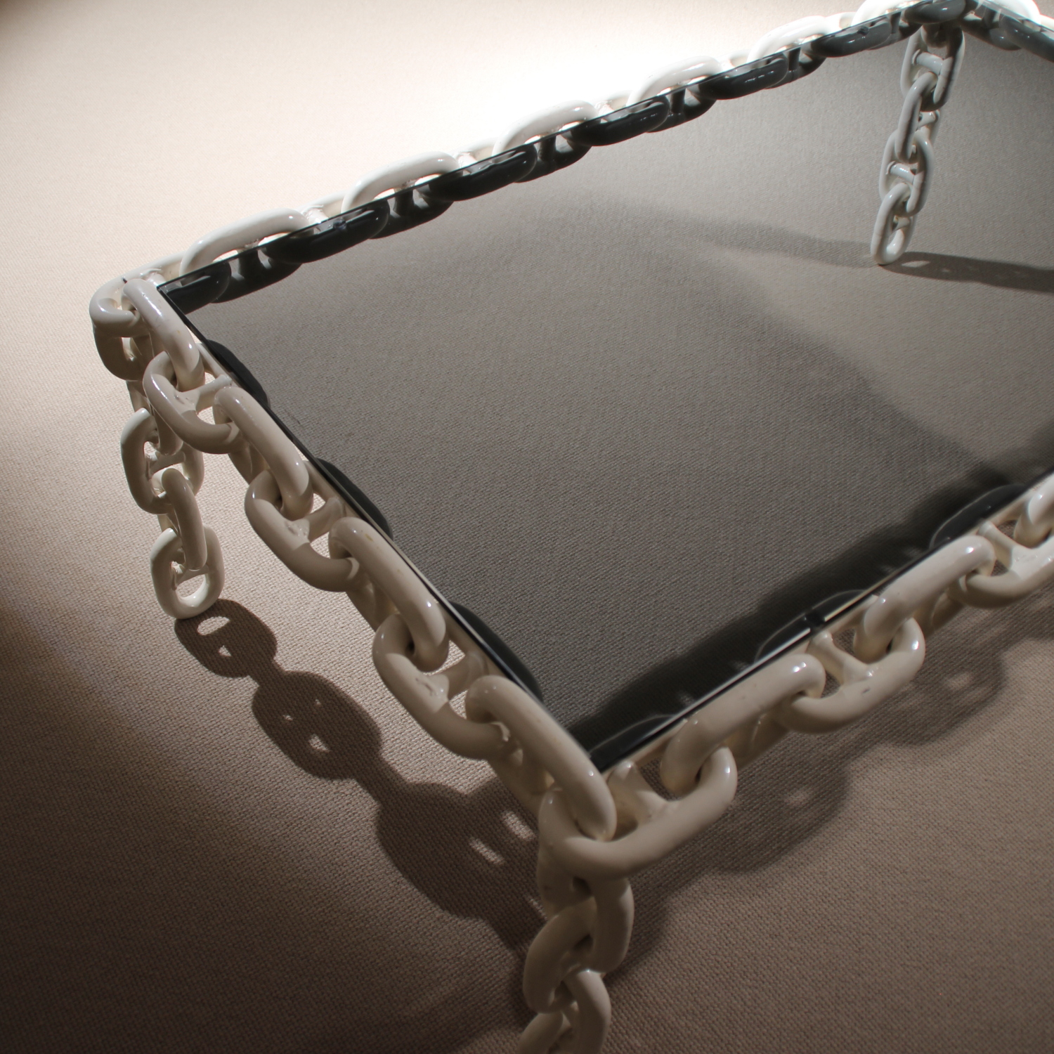 11-chain-link-coffee-table-smoked-1970s-studiolorono-lorono