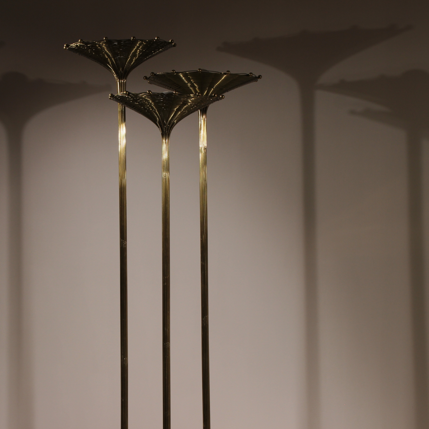14-nucci-valsecchi-papyrus-lamp-1970s-studiolorono-lorono