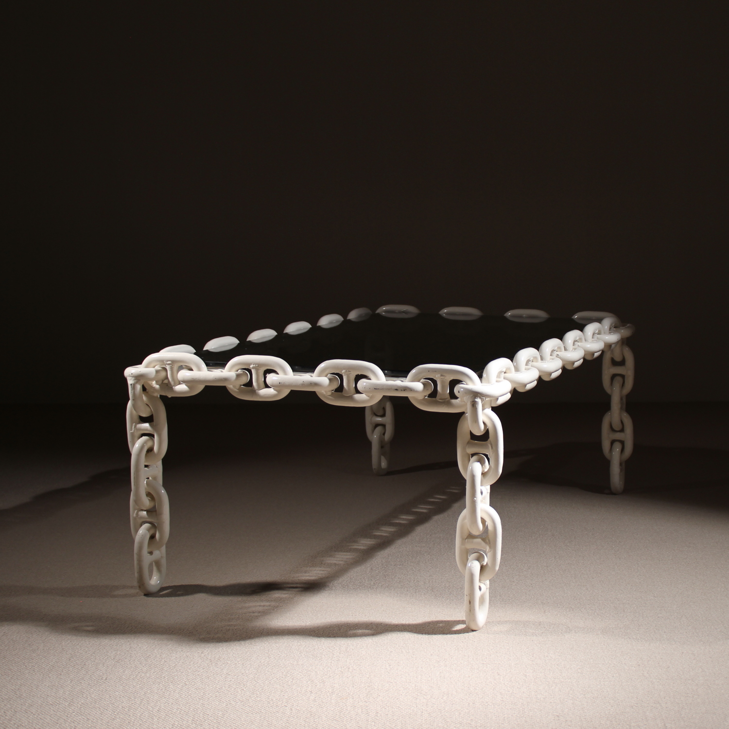 7-chain-link-coffee-table-smoked-1970s-studiolorono-lorono