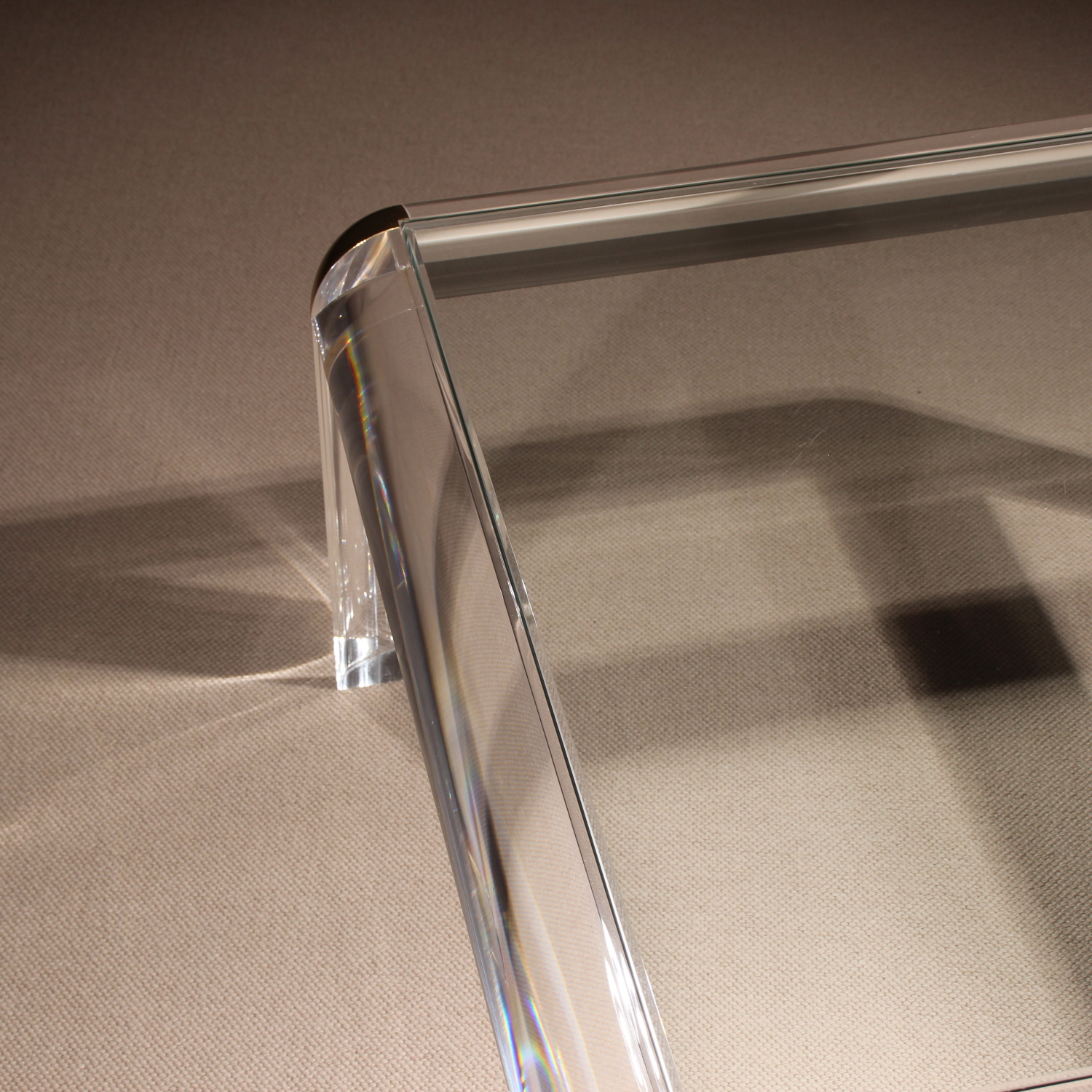 06-karl-springer-style-lucite-brass-coffee-table-square-studiolorono-lorono