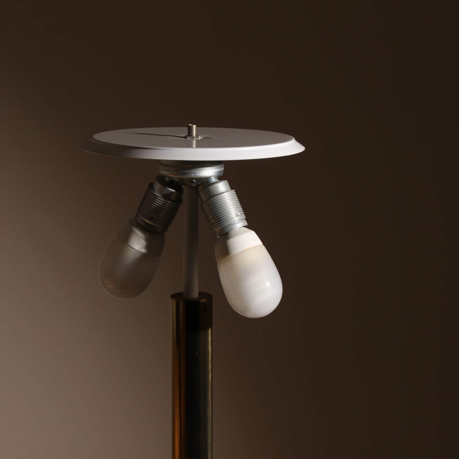 08-cosack-floor-lamp-brass-1970s-studiolorono-lorono
