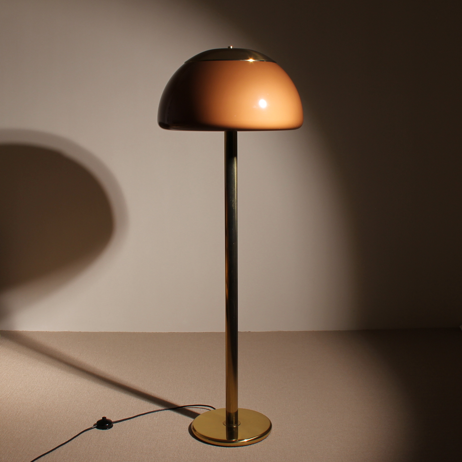 11-cosack-floor-lamp-brass-1970s-studiolorono-lorono