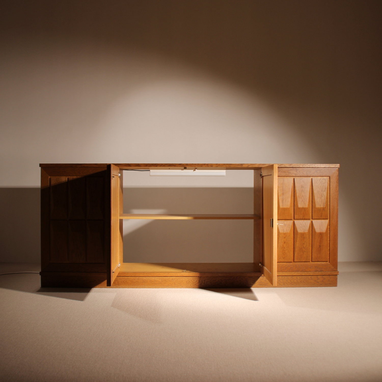 11-gerhard-bartels-graphic-sideboard-oak-studiolorono-lorono