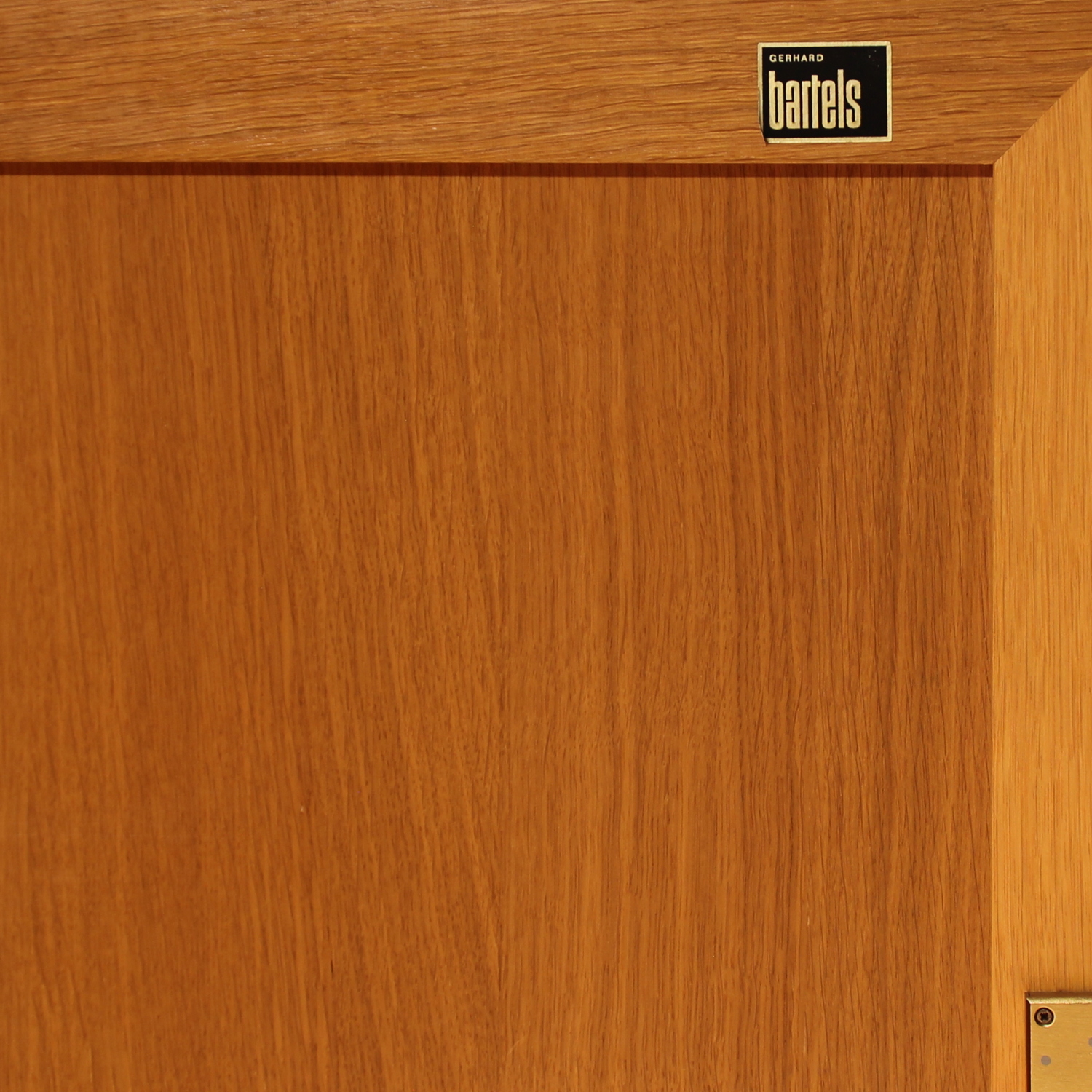 15-gerhard-bartels-graphic-sideboard-oak-studiolorono-lorono