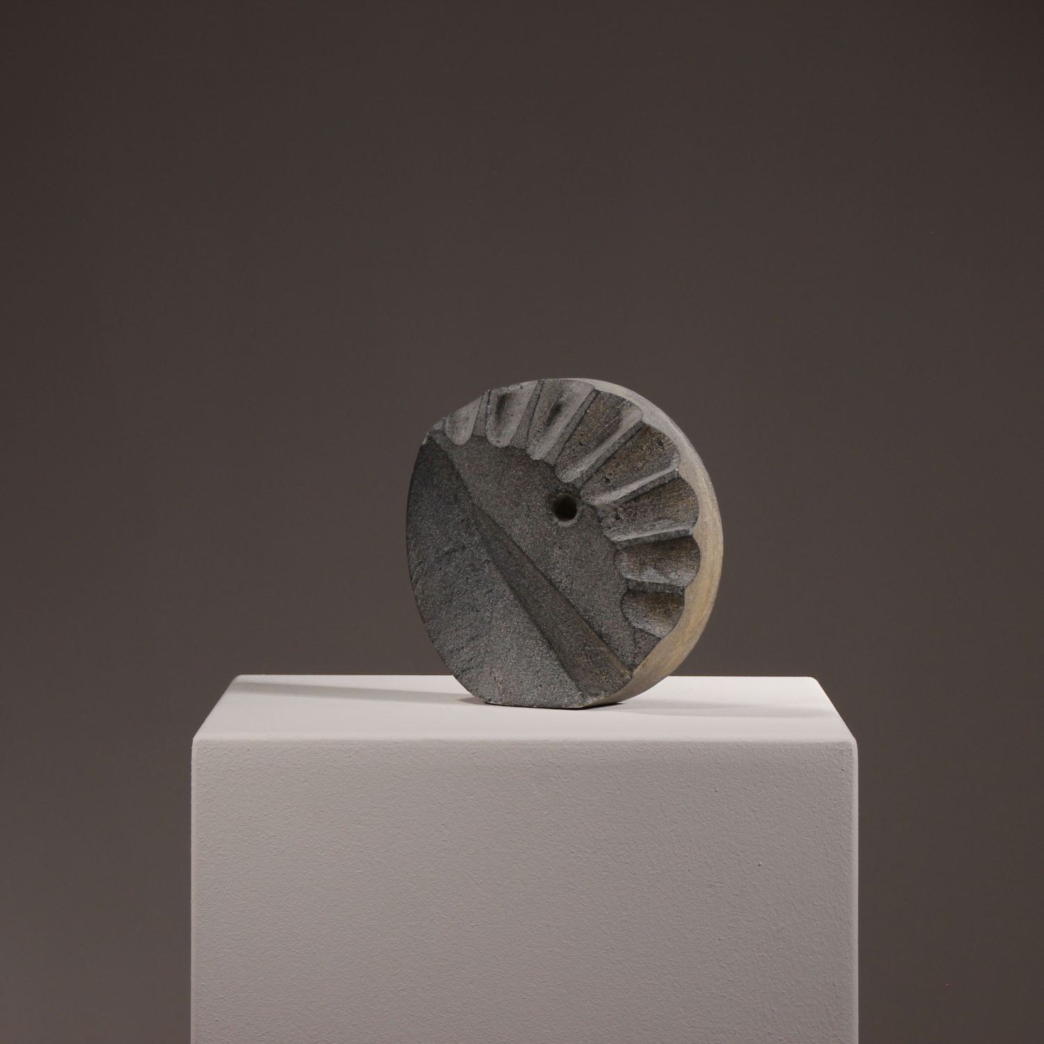 008-abstract-stone-sculpture-1970s-studiolorono-lorono