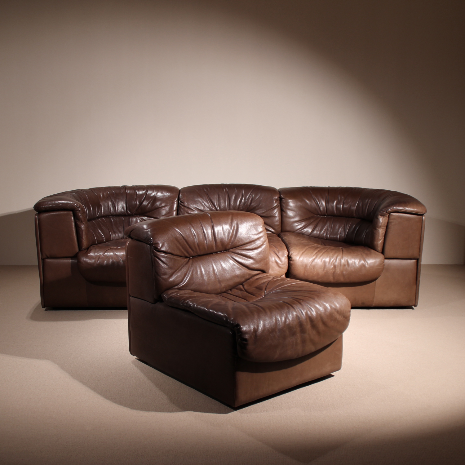 01-de-sede-modular-sofa-ds-14-brown-leather-studiolorono-lorono