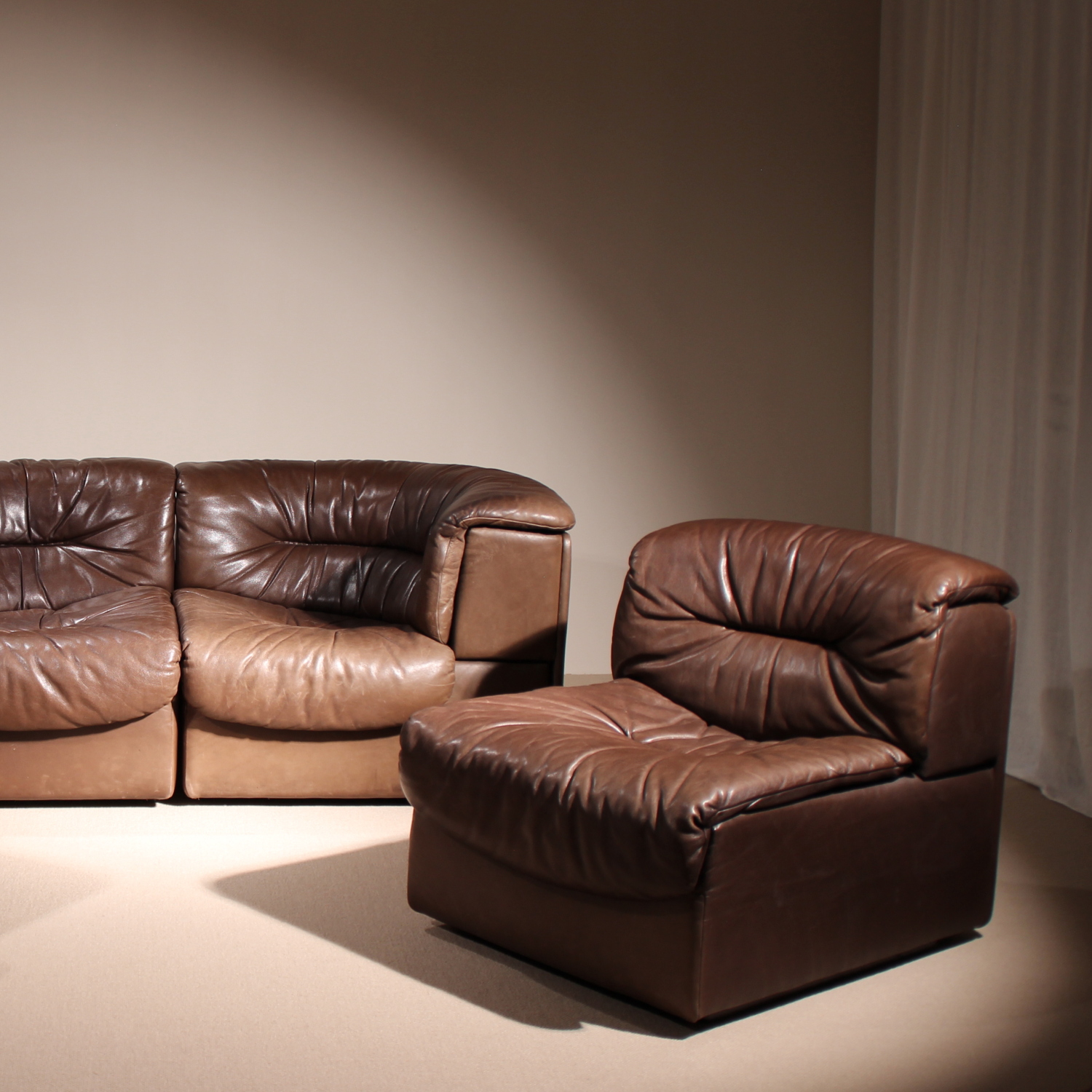 03-de-sede-modular-sofa-ds-14-brown-leather-studiolorono-lorono