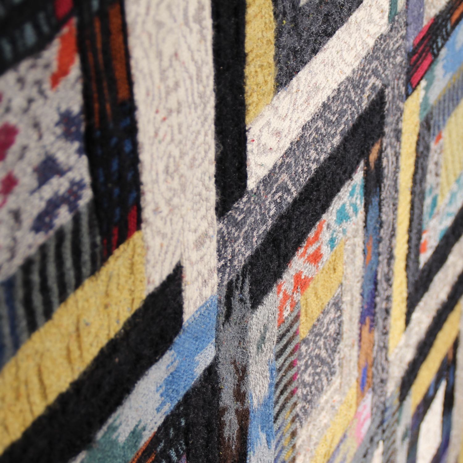 05-large-hand-signed-tapestry-ottavio-missoni-giorgio-saporiti-1987-studiolorono-lorono