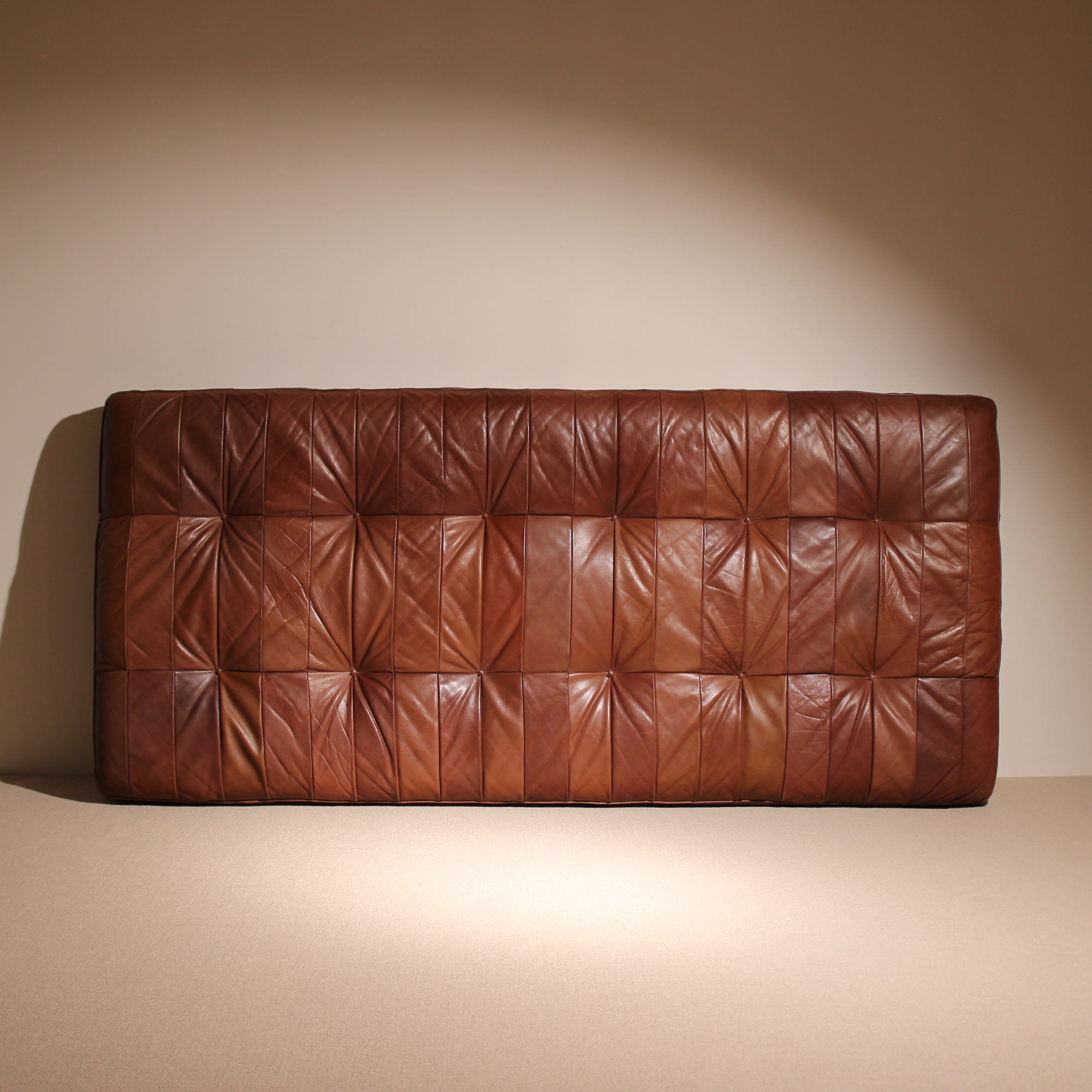 12-desede-daybed-ds80-cognac-patchwork-leather-1970s-studiolorono-lorono