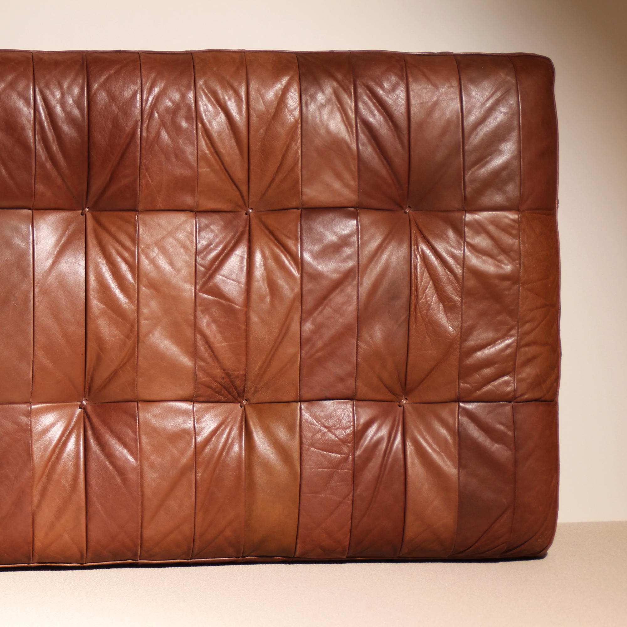 14-desede-daybed-ds80-cognac-patchwork-leather-1970s-studiolorono-lorono