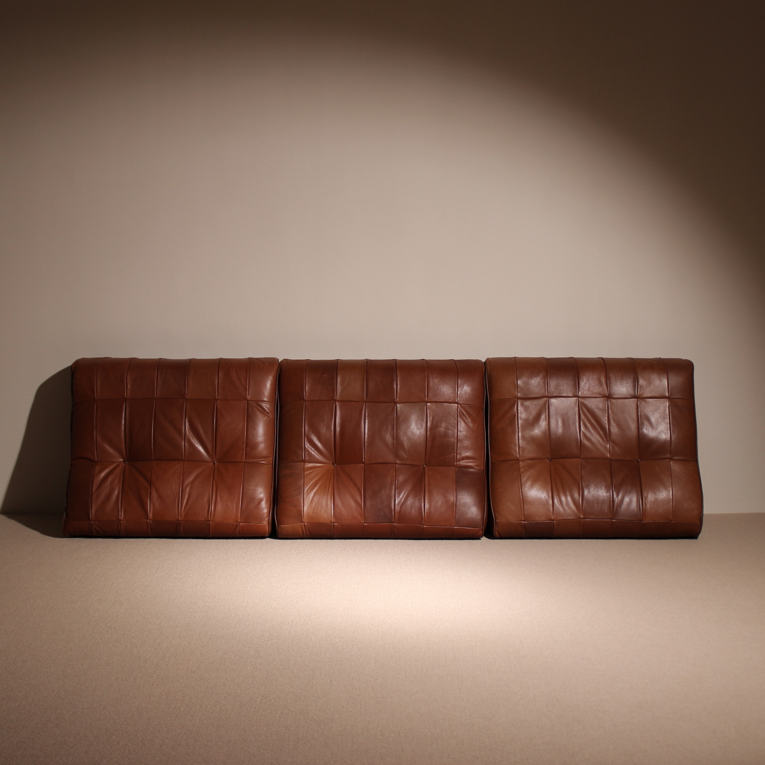 18-desede-daybed-ds80-cognac-patchwork-leather-1970s-studiolorono-lorono