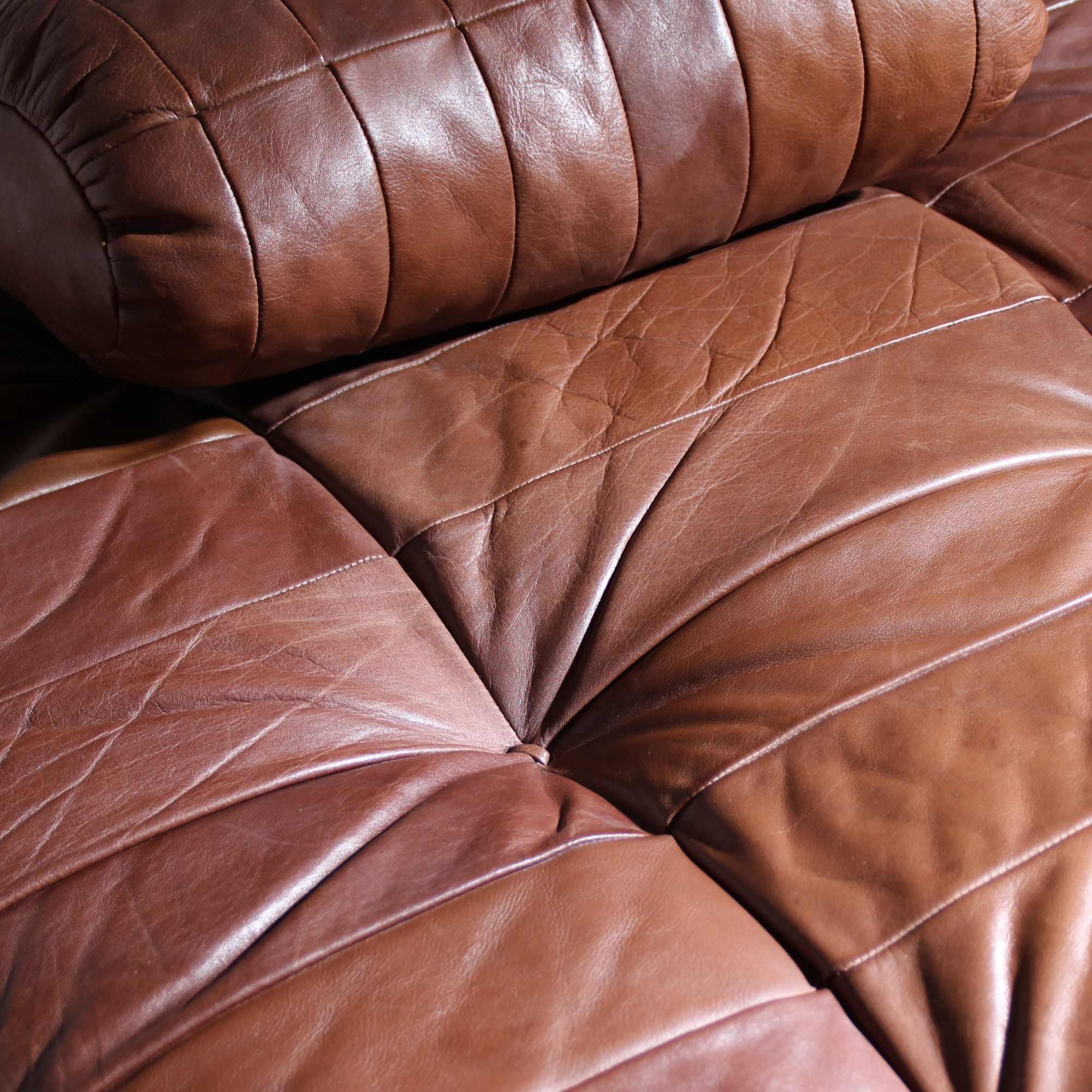 28-desede-daybed-ds80-cognac-patchwork-leather-1970s-studiolorono-lorono